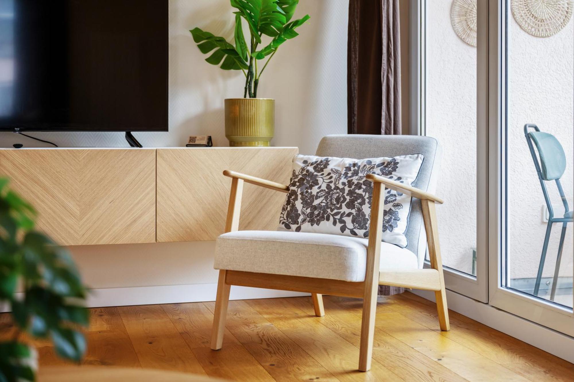 Appartement Edler Wohnraum Schwanenteich-Oase Mit Balkon, Kaffeevollautomat, Lift & Parkplatz à Zwickau Extérieur photo