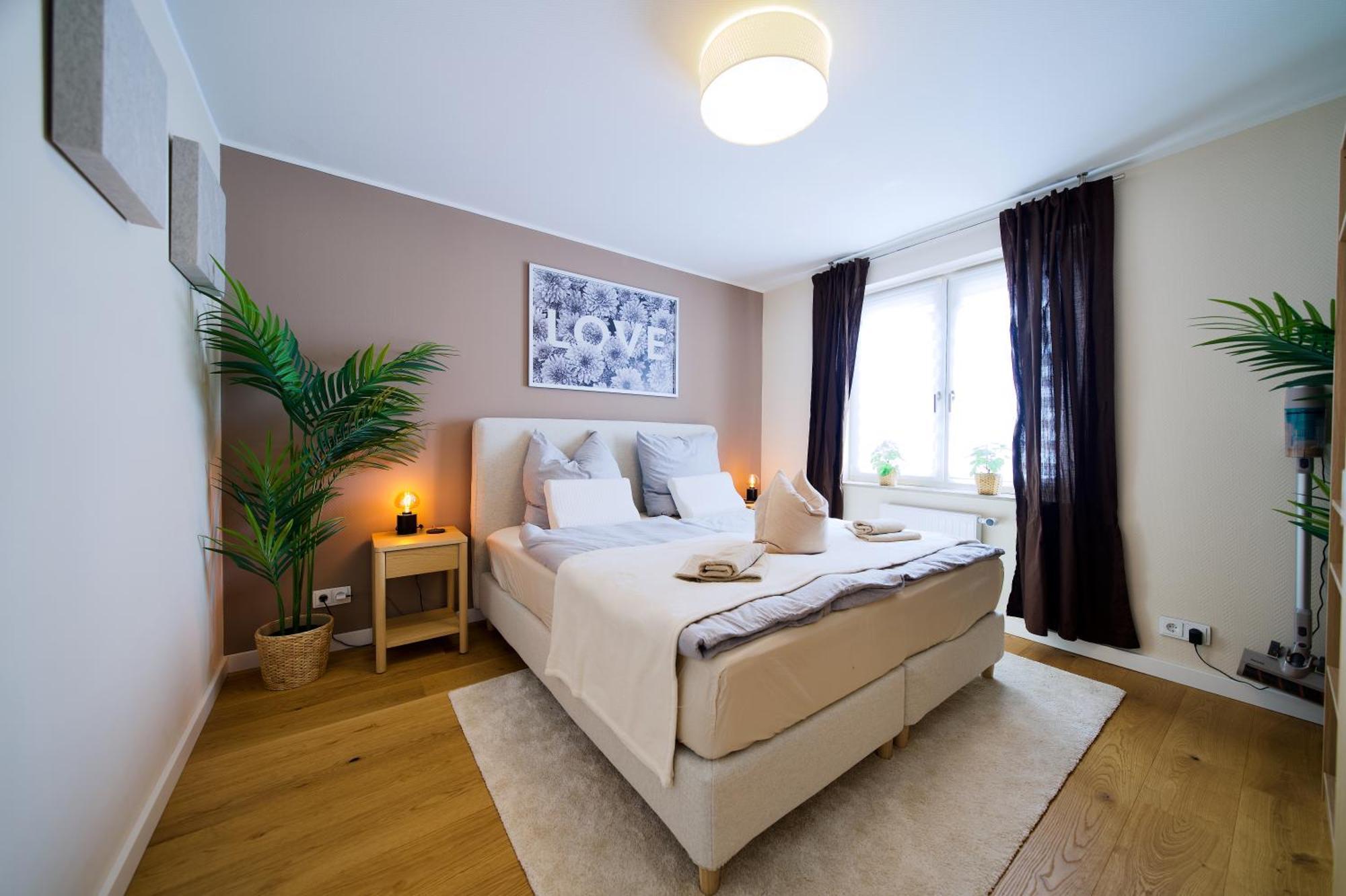 Appartement Edler Wohnraum Schwanenteich-Oase Mit Balkon, Kaffeevollautomat, Lift & Parkplatz à Zwickau Extérieur photo