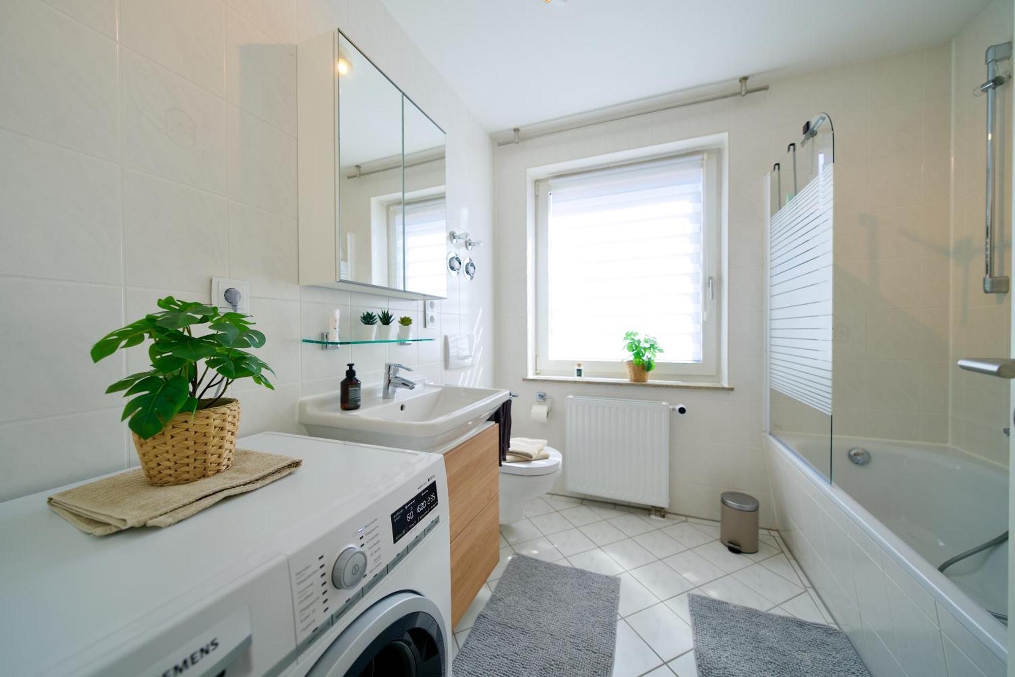 Appartement Edler Wohnraum Schwanenteich-Oase Mit Balkon, Kaffeevollautomat, Lift & Parkplatz à Zwickau Extérieur photo