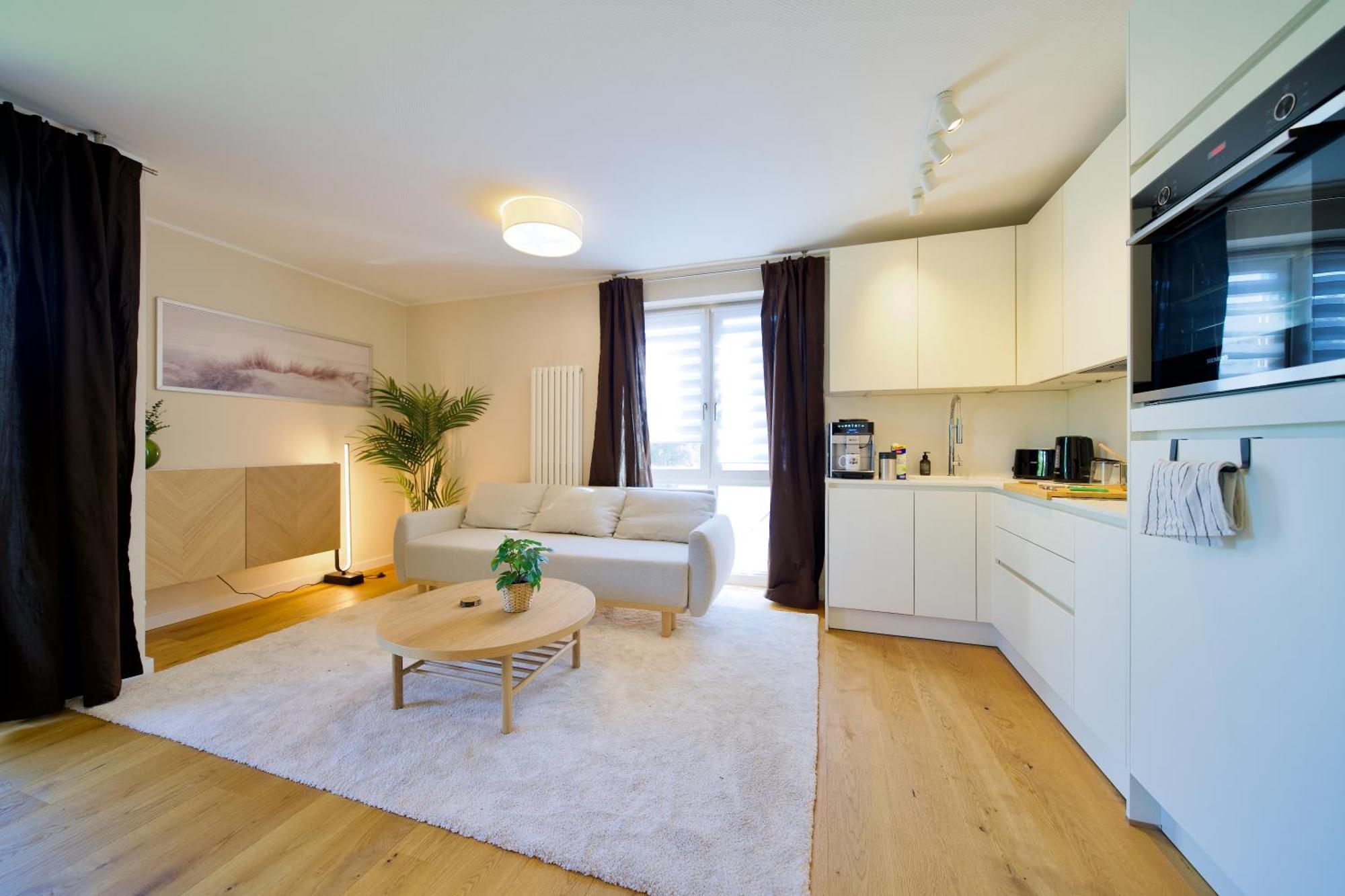 Appartement Edler Wohnraum Schwanenteich-Oase Mit Balkon, Kaffeevollautomat, Lift & Parkplatz à Zwickau Extérieur photo